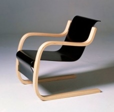 Armchair. 42, designer Alvar Aalto (Alvar Aalto Museum)