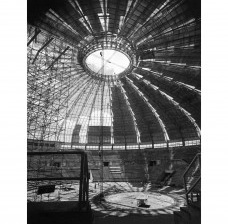 Cobertura do ginásio do Ibirapuera, com placas de alumínio. São Paulo, c. 1955<br />Foto Hans Gunter Flieg  [IMS]