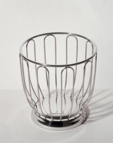 Fruit basket nr. 370, 1952<br />Design Ufficio Tecnico Alessi 