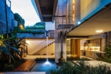 Casa de fim de semana em São Paulo
SPBR Arquitetos
<br />Nelson Kon 