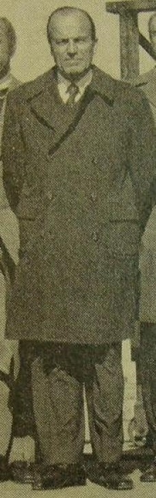 O arquiteto Mario Roberto Alvarez em 1974 - Detalhe de uma fotografia da equipe do escritório Mario Roberto Álvarez e Associados<br />Revista "SUMMA" nº80/81. Setembro de 1974. Buenos Aires, Argentina  [Wikimedia Commons]