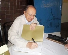 Nestor Goulart Reis em lançamento de livro no Arquimemória<br />Foto Ricardo Prado | IAB-BA 