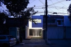 Residência 4x30, São Paulo SP. Arquitetos Clara Reynaldo e Lourenço Gimenes<br />Foto Fran Parente 