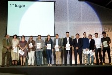 Os 1º lugares nas categorias Trabalhos escritos publicados, Têxteis e Equipamentos eletroeletrônicos e na modalidade Trabalhos escritos não publicados<br />Foto Mariana Chama  [MCB]