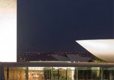 Congresso Nacional, Brasília. Arquiteto Oscar Niemeyer<br />Detalhe da capa 