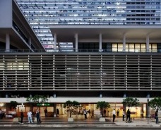 Conjunto Nacional, São Paulo. Arquiteto David Libeskind<br />Foto Daniel Ducci 
