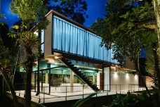 Casa Iporanga, Nitsche Arquitetos Associados <br />Foto Nelson Kon  [divulgação]