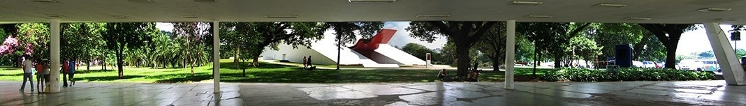 Marquise do Parque do Ibirapuera, São Paulo. Arquiteto Oscar Niemeyer. Foto Victor Hugo Mori