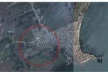 Figura 1 - a) Localização da cidade de São Lourenço do Sul na região; b) Localização do bairro na cidade; e c) O bairro a Lomba" [Google Earth, 2007]