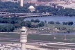 Vista do aeroporto com cidade de Washington ao fundo<br />Foto Eric Taylor / MWAA 