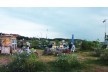 Late afternoon last summer at the Tempelhof Park vegetable garden: beer and nice conversation close to nature. <br />Foto Cecilia Herzog 