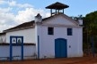 Capela de Nossa Senhora do Rosário, sineira em estrutura autônoma de madeira, Arraial da Barra, Goiás Velho GO, 2014<br />Foto Elio Moroni Filho 