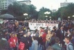 Dia 14/9, Union Square, Manhattan: manifestação pacifista, onde se lê "NYC quer justiça, não vingança"