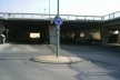 Passarela de Tarragona, estacionamento sob a passarela<br />Foto Vera Hazan 