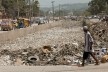 Porto Príncipe, Haiti, 2010. A falta de infraestrutura urbana e serviços públicos deficitários criam um cenário desolador<br />Foto Alyson Montrezol 