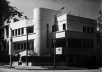 Casa Ítalo Perotti, esquina Ellauri y Martí, Montevideo. Arq. O. de los Campos, E. M. Puente e I. H. Tournier, 1930