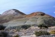 Óxidos colorem os solos da região. Bosque Petrificado, Sarmiento, Estado de Chubut, Argentina<br />Foto Diana Souza 