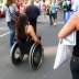 Cadeirante nas ruas de Melbourne