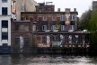Casa grafitada e pichada em Berlim<br />Foto Bruno Santos Stassi 