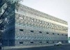 Figura 11 – Biblioteca Universitária de Eberswalde, Eberswalde, Alemanha. Projeto 1994-96, realização 1997-99 <br />Foto The Pritzker Architecture Prize 