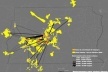 Mobilidade: deslocamentos entre núcleos urbanos. Em amarelo, áreas urbanas (ano de referência 2004); em laranja, áreas de concentração de empregos