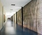 FAU-UFRJ, corredor, pavimento térreo<br />Foto Butikofer & de Oliveira 
