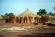 Figura 07 – Senegal. Construcción de vivienda de juncos