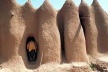 Figura 15 – KougKon, Mali. Edificación para culto (¿?) [www.dogon-lobi.ch]