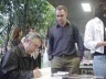 Montaner  autografando livros<br />Foto Ângelo Arruda 