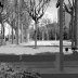 Espaço de encontro, Avenida Diagonal, Barcelona, Espanha, 2002