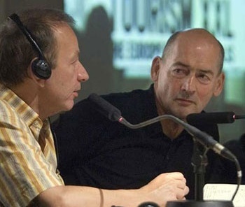 Michel Houllebecq e Rem Koolhaas
<br />Foto Carles Ribas  [Fonte www.intelligentcoast.es]