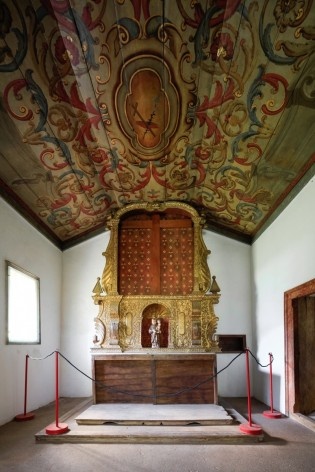 Sítio de Santo Antônio, altar-mor da capela, São Roque SP<br />Foto Tiago de Oliveira Andrade 
