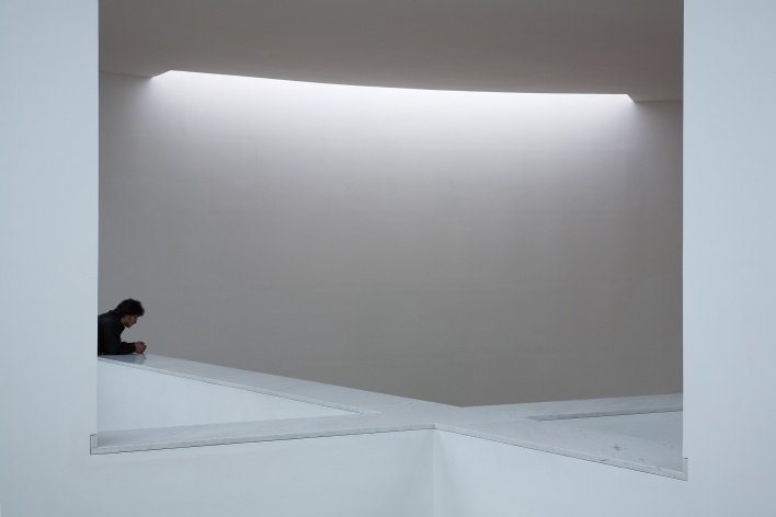 Sede da Fundação Iberê Camargo, sala de exposição. Arquiteto Álvaro Siza, 2008<br />Foto Nelson Kon 