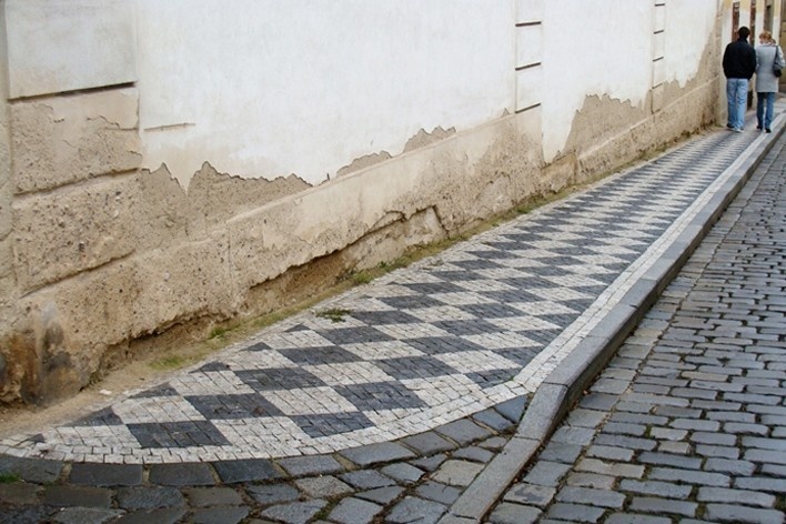 Calçamento em Praga<br />Foto Márcio Correia Campos 