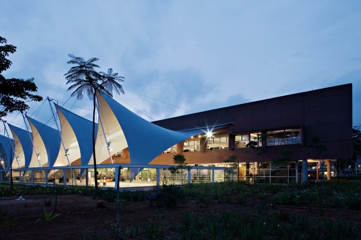 Aflalo & Gasperini Arquitetos. Parque da Juventude, Biblioteca. São Paulo, 2007<br />Foto Nelson Kon 