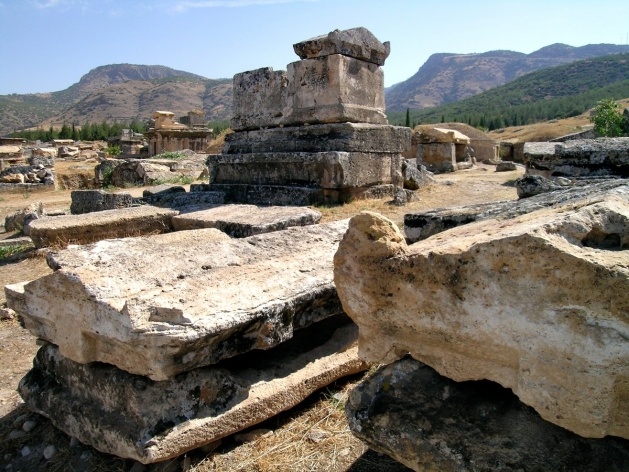 Necrópole de Hierápolis <br />Foto Maria Cristina Wolff de Carvalho 
