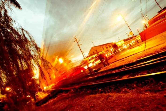 Trem cortando a cidade, San José, Costa Rica<br />Foto Junia Mortimer 