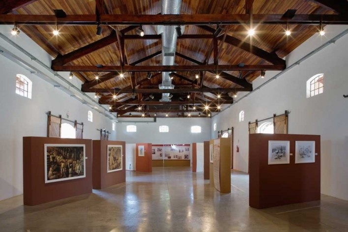 Centro Cultural de Araras, vista interna. AUM arquitetos, 3º. prêmio categoria profissional/ obras concluídas Araras,SP,2003-2009
