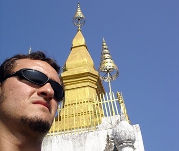 Pedro Gorski no Laos