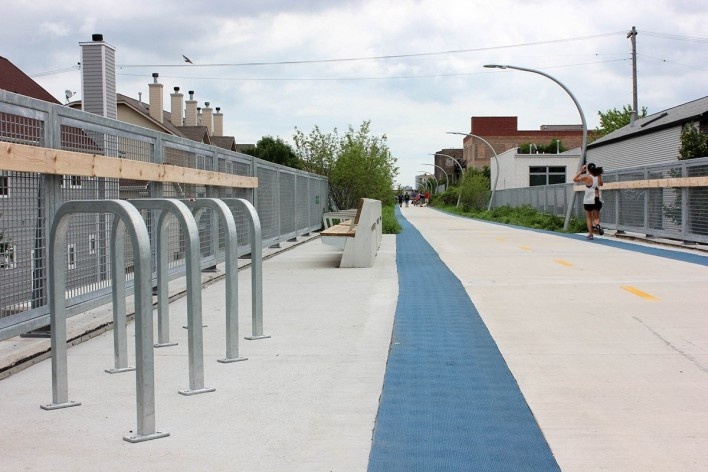 Bloomingdale Trail, desenho de mobiliário, Chicago, 25 jun. 2015<br />Foto Sarah Suassuna 