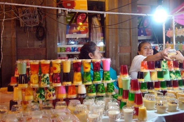 Comendo na rua, Puebla, México<br />Foto Michel Gorski 
