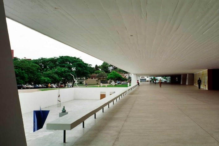 Museu Oscar Niemeyer, Curitiba. Projeto original de Oscar Niemeyer. Projeto renovação de Brasil Arquitetura<br />Foto Nelson Kon 