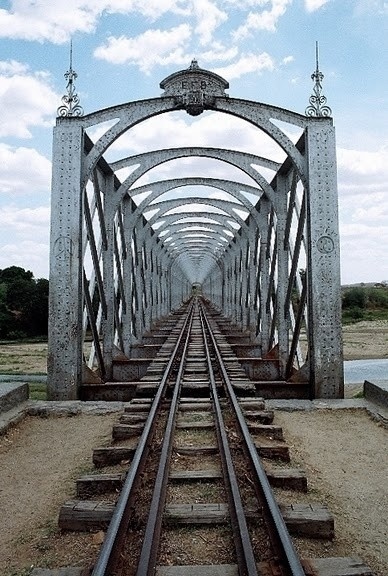 Senador Pompeu, Ceará. Ponte ferroviária<br />Foto José Albano 