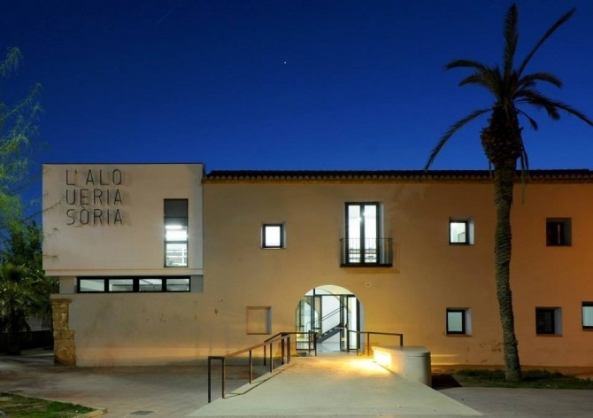 L’Alquería de Sòria, Escuela Permanente de Adultos, arquitectos Carlos Gómez Alfonso y Eva Álvarez Isidro<br />Foto divulgación 