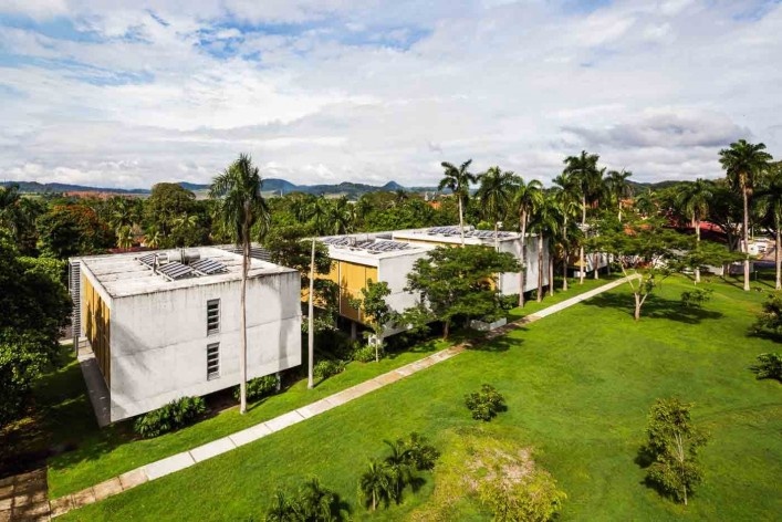 Dormitórios e alojamentos para professores e estudantes, Miraflores, Panamá, 2014. Sic Arquitetura<br />Foto Ana Mello 