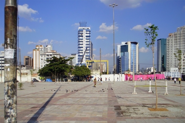 Renovação do Largo da Batata<br />Foto Abilio Guerra 