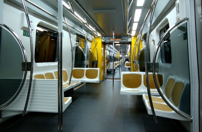 Interior do vagão do metrô<br />Foto Michel Gorski 
