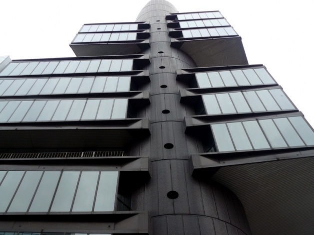Edifício Shizuoka, Bairro de Ginza, Tóquio. Arquiteto Kenzo Tange<br />Foto Flávio Coddou 