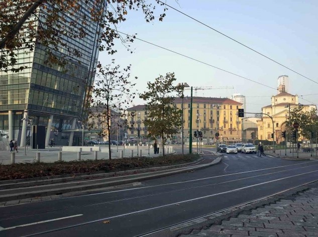 Piazza Lina Bo Bardi, Varesine, Milano. Kohn Pedersen Fox Associates<br />Foto Viviana Pozzoli 