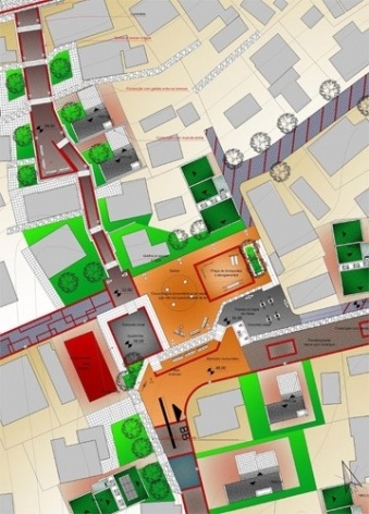 Setor ampliado: praça central projetada em diferentes níveis devido a topografia acentuada. Reservatório para as casas ocupa o platô mais alto, ao lado da escadaria que liga a Rua B<br />Imagem dos autores do projeto 